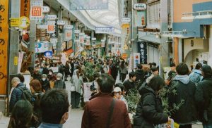 global-economy-shows-signs-of-steady-but-subdued-growth