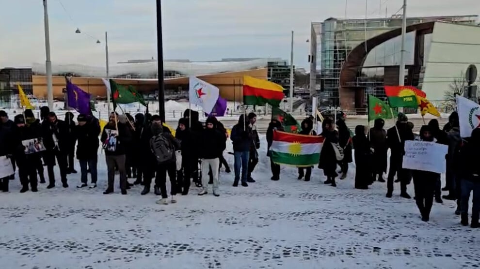 rojava-ve-rojhilat-halkinin-direnisi-helsinki’de-selamlandi
