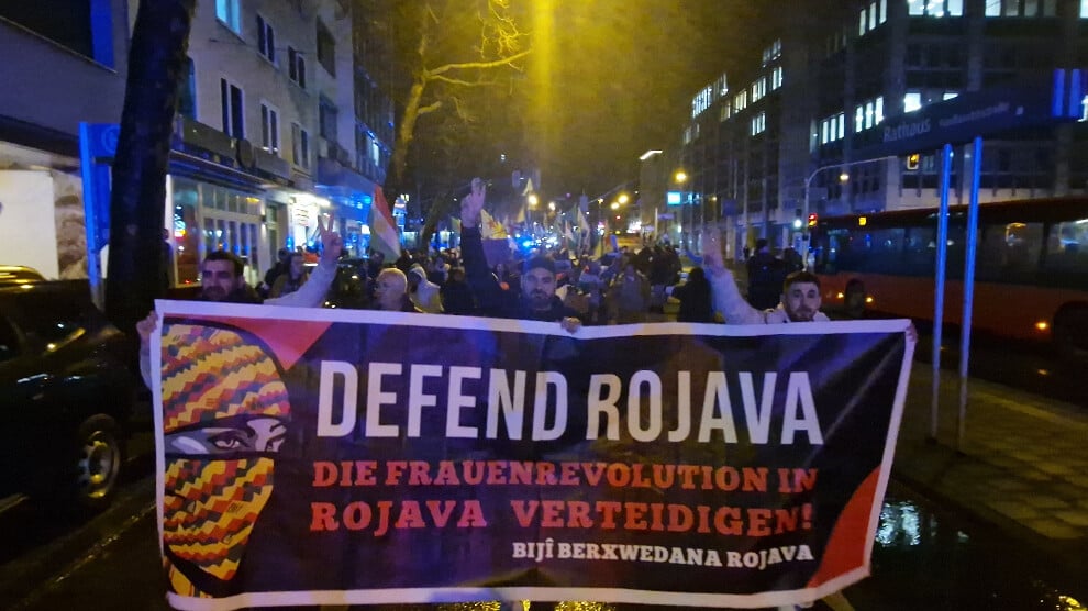 kassel’de-rojava’ya-yonelik-saldirilara-karsi-yuruyus