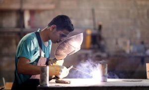 global-employment-stable-but-decent-jobs-in-short-supply