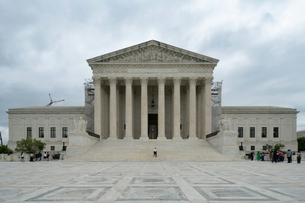 supreme-court-hacker-posted-stolen-government-data-on-instagram-|-techcrunch