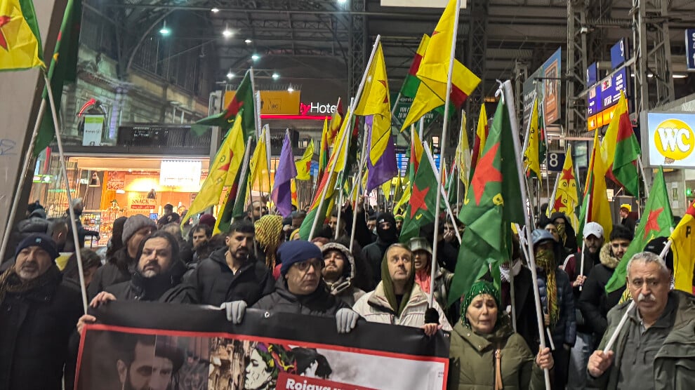 rojava’ya-saldirilar-frankfurt-ve-reims’te-protesto-edildi