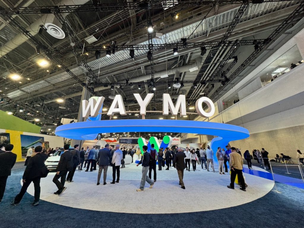 waymo-continues-robotaxi-ramp-up-with-miami-service-now-open-to-public-|-techcrunch
