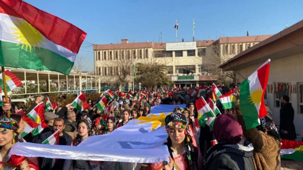 suleymaniye’de-ogretmen-ve-ogrenciler-rojava-icin-ayakta