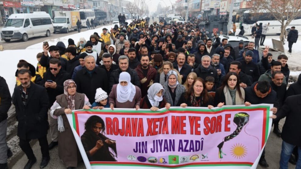 wan’in-ebex-ilcesinde-rojava’ya-destek-yuruyusu