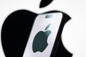 apple-buys-israeli-startup-q.ai-as-the-ai-race-heats-up-|-techcrunch