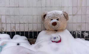 world-news-in-brief:-syria-ceasefire-welcomed,-‘olympic-truce’,-ukraine’s-freezing-children