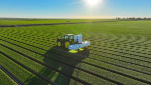 carbon-robotics-built-an-ai-model-that-detects-and identifies plants -|-techcrunch