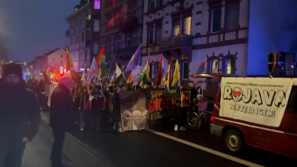 aschaffenburg-ve-hildesheim’de-rojava’ya-destek-yuruyusleri