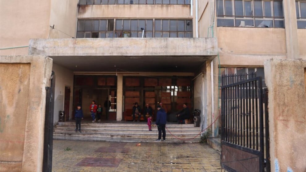 okullar-barinma-alanlarina-donusturuluyor