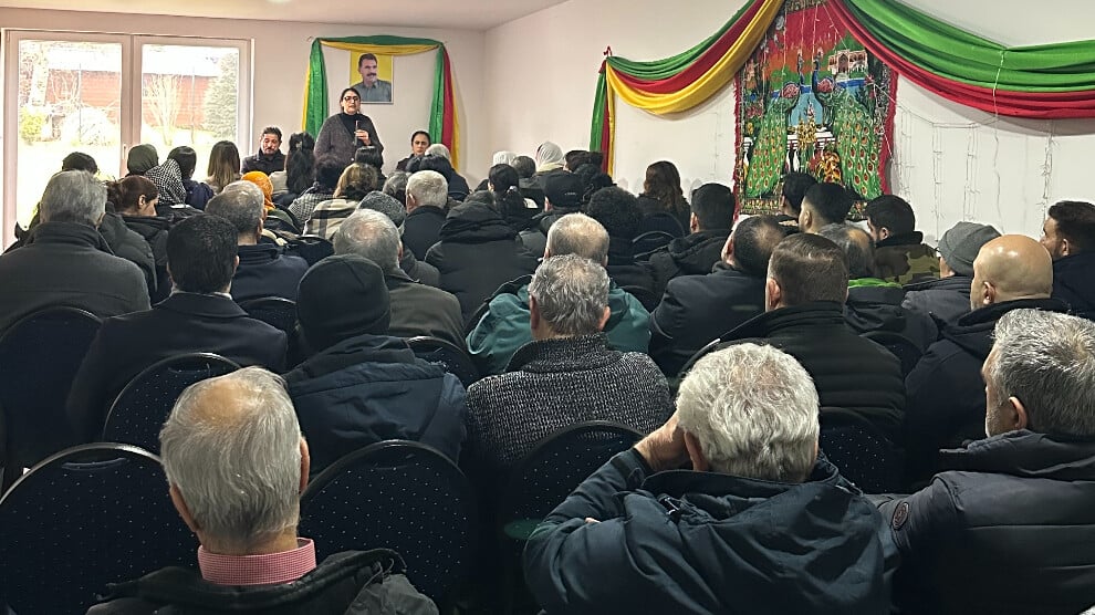 aurich’te-rojava-gundemi-tartisildi