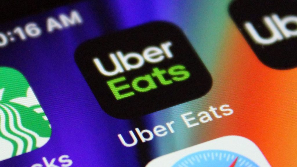 uber-eats-launches-ai-assistant-to-help-with-grocery-cart-creation-|-techcrunch