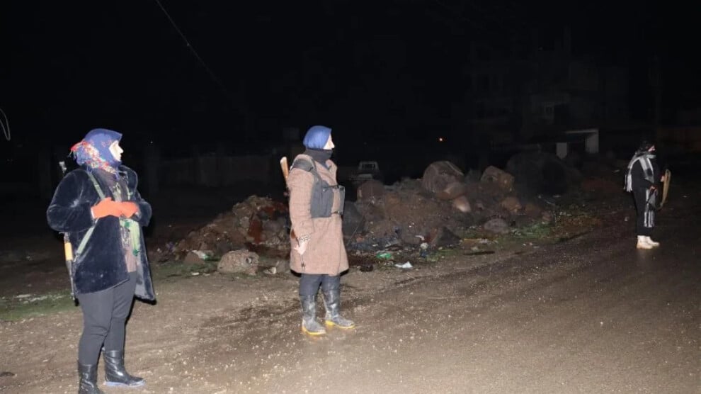 rojava-halki-guvenlik-gucleriyle-birlikte-kentlerini-savunmaya-devam-ediyor