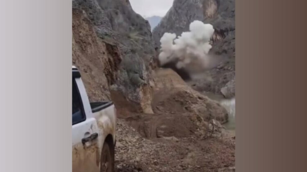 turk-ordusu-resava-vadisi’nde-askeri-yol-insa-ediyor