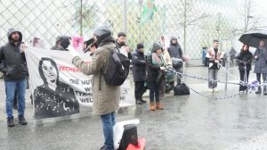 berlin’de-der-spiegel-protestosu:-yaziyi-geri-cek,-ozur-dile!