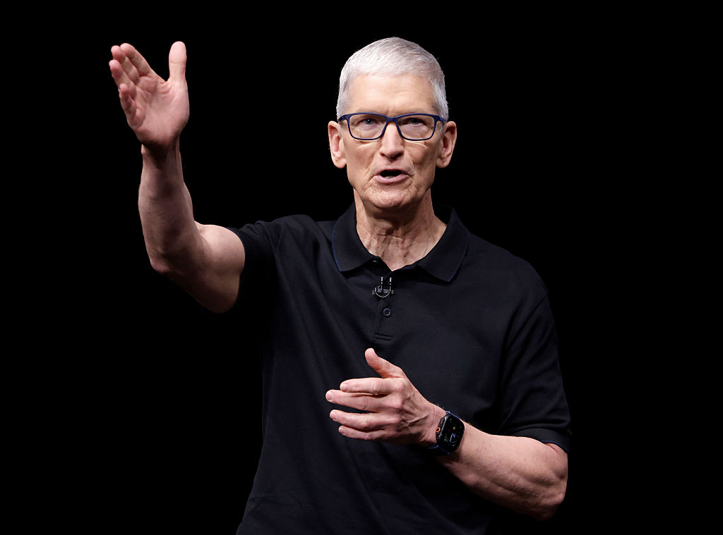 apple-is-reportedly-cooking-up-a-trio-of-ai-wearables-|-techcrunch