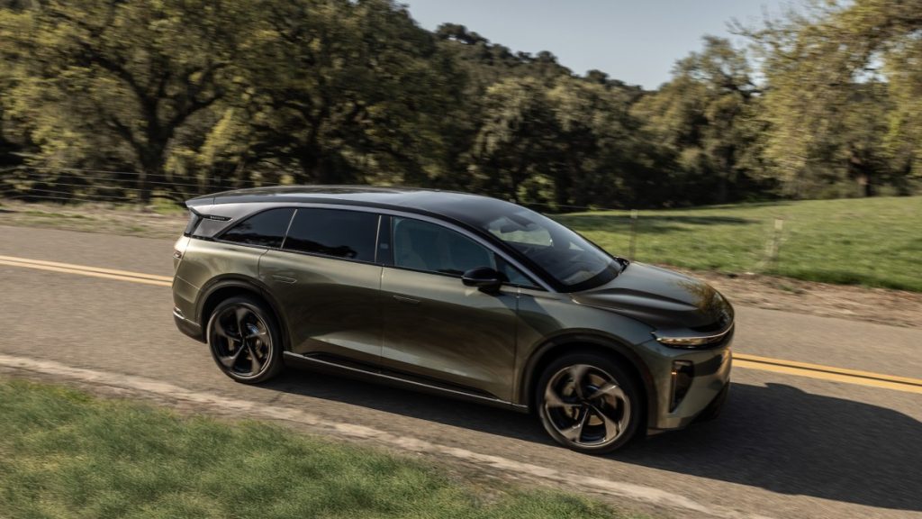 lucid-motors-slashes-12%-of-its-workforce-as-it-seeks-profitability-|-techcrunch