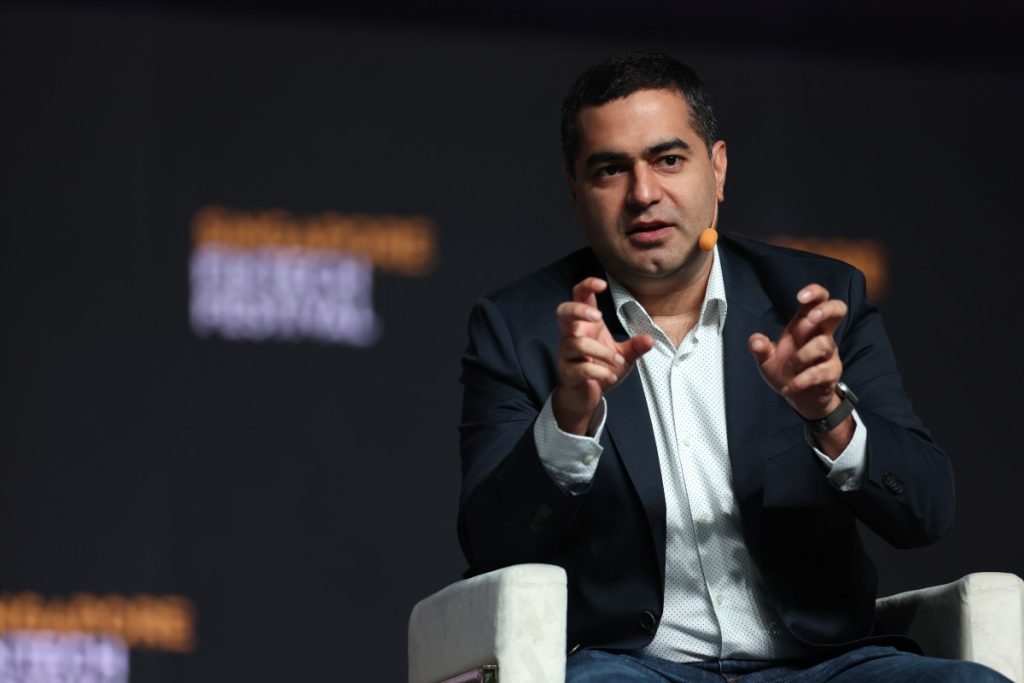 peak-xv-raises-$1.3b,-doubles-down-on-ai-as-global-vc-rivalry-in-india-heats-up-|-techcrunch