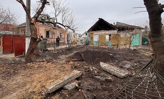 ukraine-wakes-to-more-violence-as-russia’s-invasion-enters-fifth-year