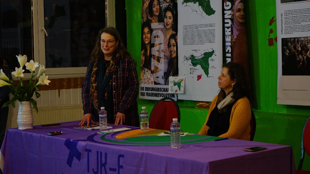 freiburg’da-‘jin,-jiyan,-azadi-–-kuzey-ve-dogu-suriye’de-kadin-devrimi’-sergisi-acildi