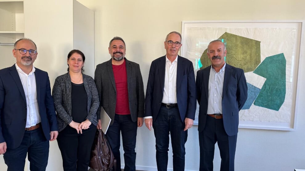 luzern-belediye-baskanina-‘rojava’-ziyareti