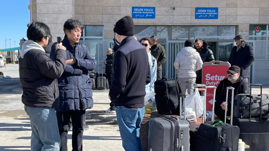 war-across-the-border-leaves-turkey’s-van-facing-anxiety-and-economic-loss