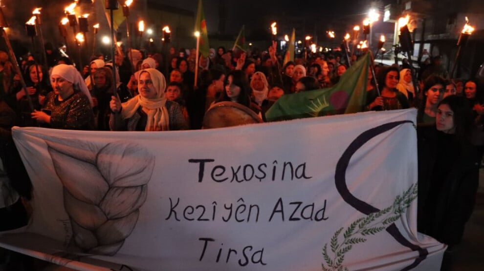 qamislolu-kadinlardan-mesaleli-8-mart-yuruyusu