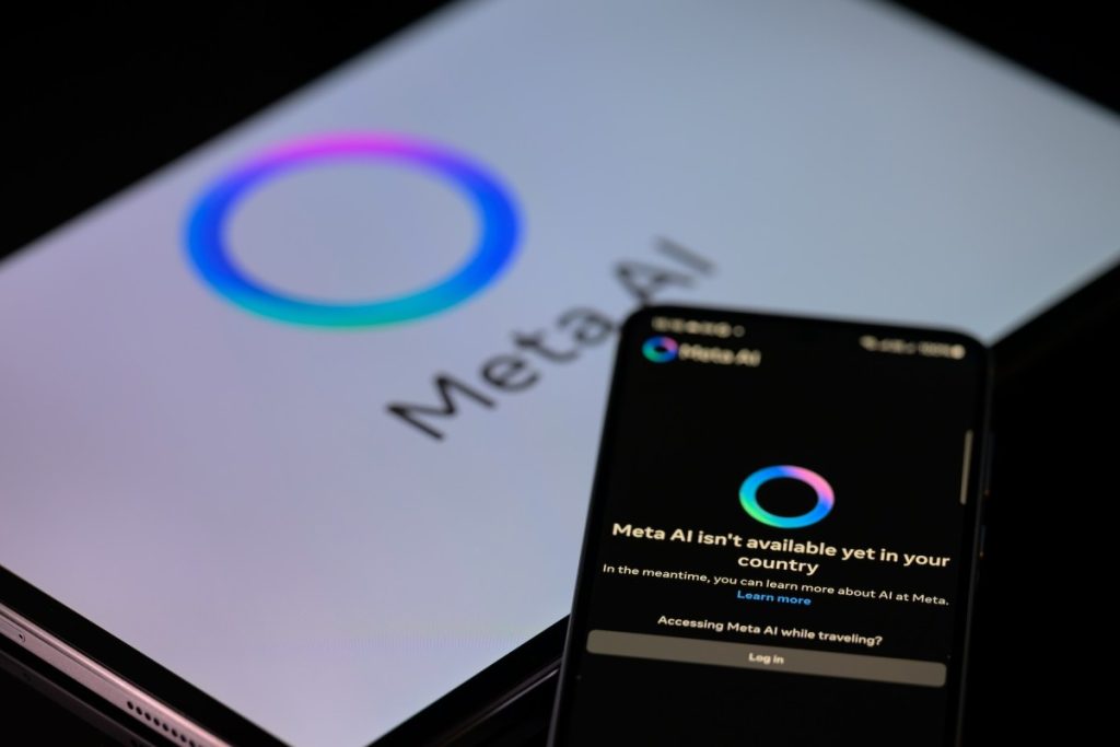 meta-reportedly-considering-layoffs-that-could-affect-20%-of-the-company-|-techcrunch