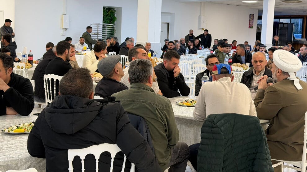 marignane’de-sehitler-anildi