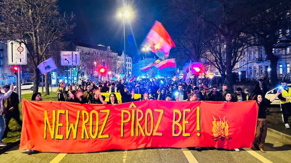 tcs,-hamburg-sokaklarini-newroz-mesalesi-ile-aydinlatti