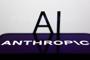 elizabeth-warren-calls-pentagon’s-decision-to-bar-anthropic-‘retaliation’-|-techcrunch