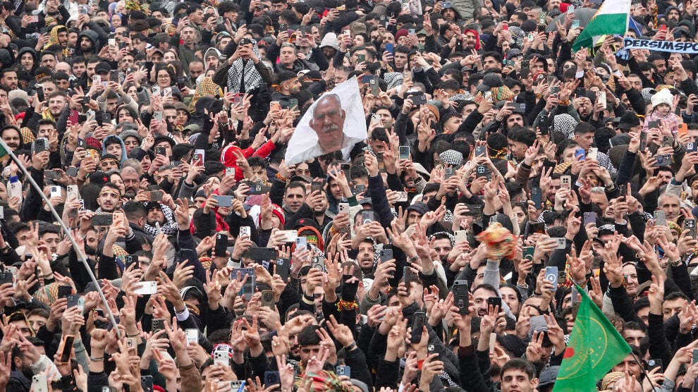 istanbul’da-newroz’a-katildiklari-icin-10-kisi-tutuklandi