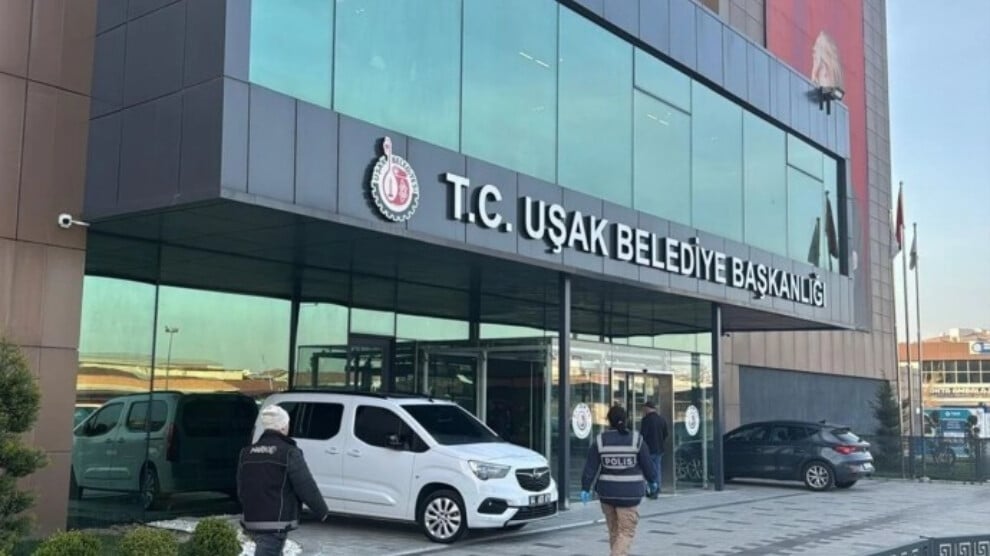 usak-belediye-baskani-ozkan-yalim-tutuklandi