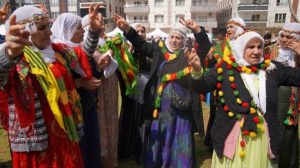amara-gunleri-festivali-xelfeti’de-coskuyla-suruyor