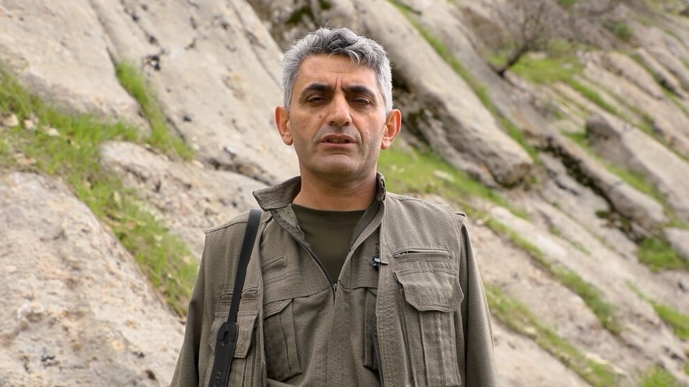 ‘4-nisan-gunu-sadece-onder-apo’nun-dogum-gunu-degil,-insanligin-dogum-gunudur’