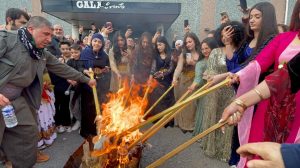 lille’de-newroz-kitlesel-katilim-ve-buyuk-coskuyla-kutlandi