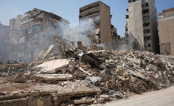middle-east-live-6-april:-strikes-persist-across-region-as-humanitarian-needs-rise