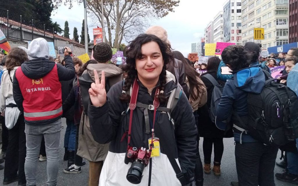 imprisoned-reporter-elif-bayburt:-journalist’s-duty-is-to-bear-witness-under-all-conditions