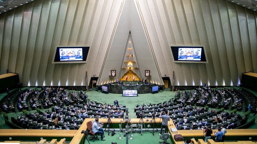 iran’in-siyasal-ve-toplumsal-yapisi