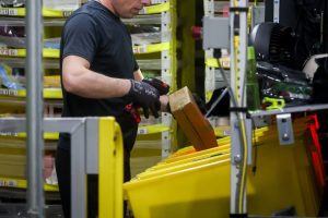 an-amazon-warehouse-worker-died-on-the-job-at-oregon-facility-|-techcrunch