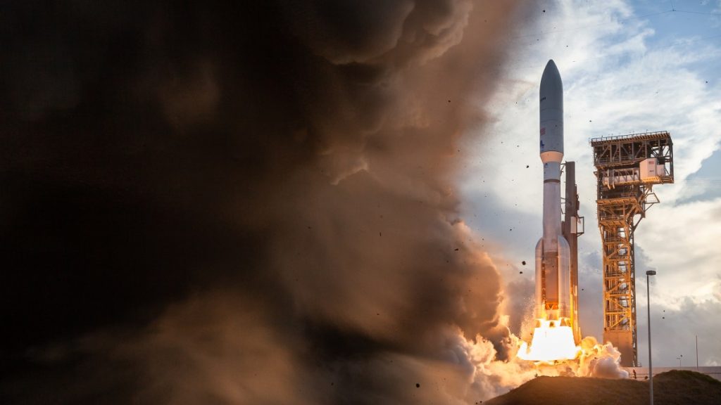 amazon-to-buy-globalstar-for-$11.57b-in-bid-to-flesh-out-its-satellite-biz-|-techcrunch