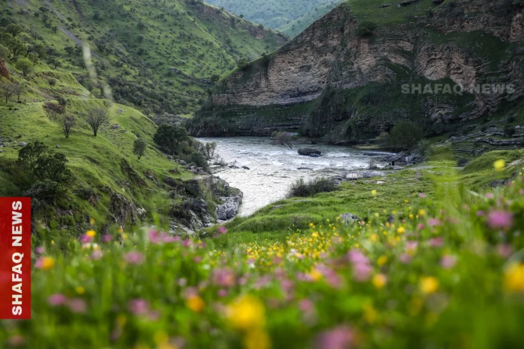 kurdistan’s-border-mountains-bloom-as-spring-tourism-season-opens-–-shafaq-news