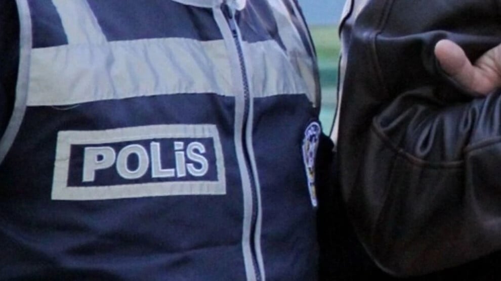 okullara-saldiri-paylasimi:-5-kisi-tutuklandi