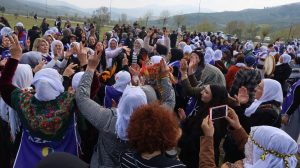kadinlar-gemlik’e-ulasti