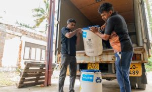 despite-ceasefire,-hormuz-tensions-continue-to-throttle-supply-chains-worldwide