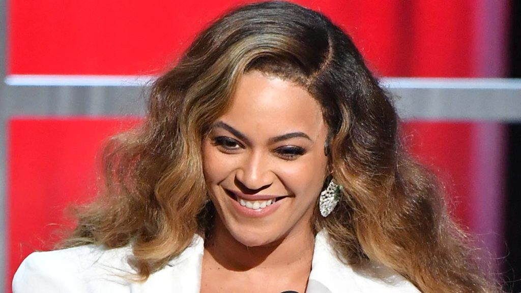 beyonce-marks-lemonade-10th-anniversary-with-beach-photos-that-ignite-new-album-speculation