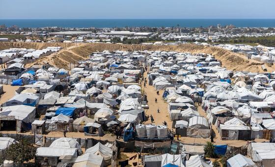 from-hormuz-to-lebanon,-crisis-reverberates-through-trade-routes,-upending-humanitarian-networks