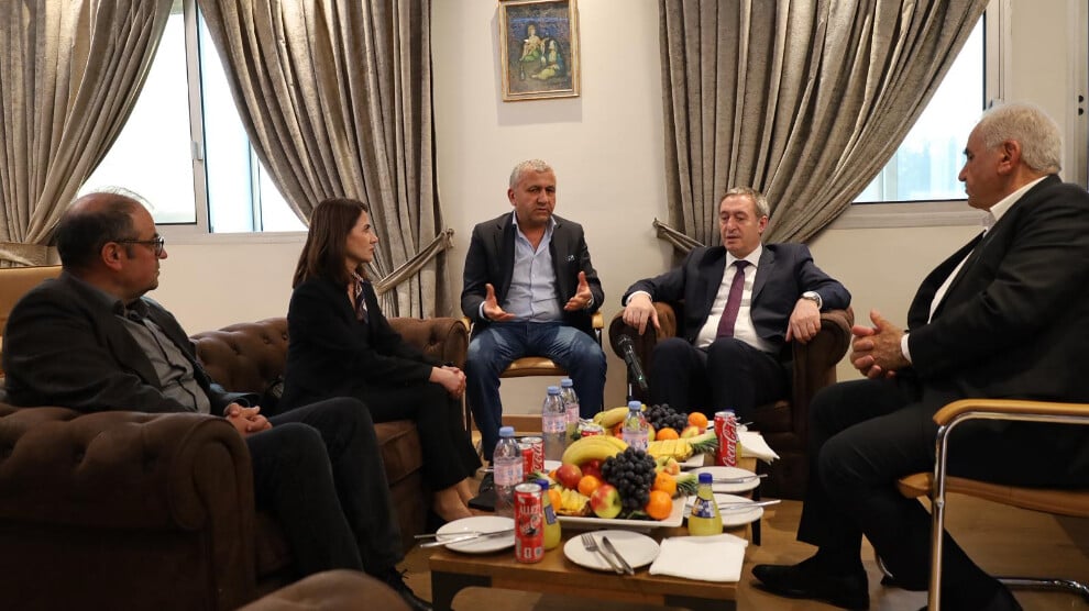 bakirhan,-paris’te-asuri-keldaniler-dernegini-ziyaret-etti