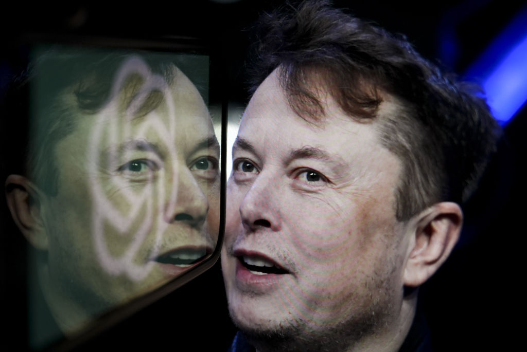 on-the-stand,-elon-musk-can’t-escape-his-own-tweets-|-techcrunch
