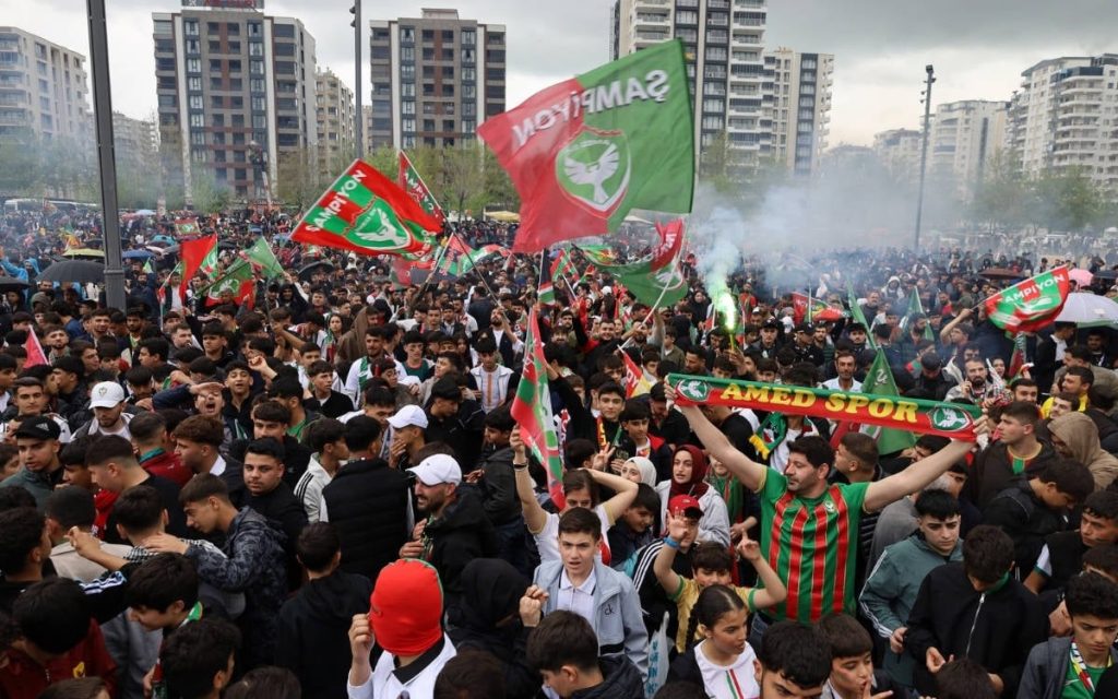 kurdish-club-amedspor-promoted-to-super-lig